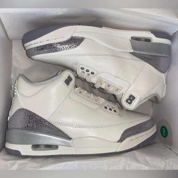 NWT WMNS Jordan 3 “sail & Metalic silver” - Picture 5 of 11